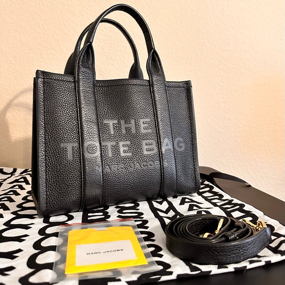 Marc Jacobs “ THE TOTE BAG ” - LEATHER SIZE SMALL - NEW CONDITION
